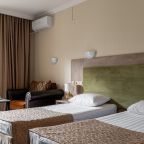 Студио, Гостиница Гала-Альпик