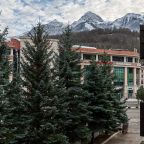 Люкс, Гостиница Гала-Альпик