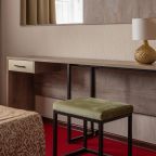 De Luxe, Гостиница Гала-Альпик