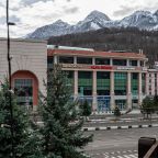 Студио, Гостиница Гала-Альпик