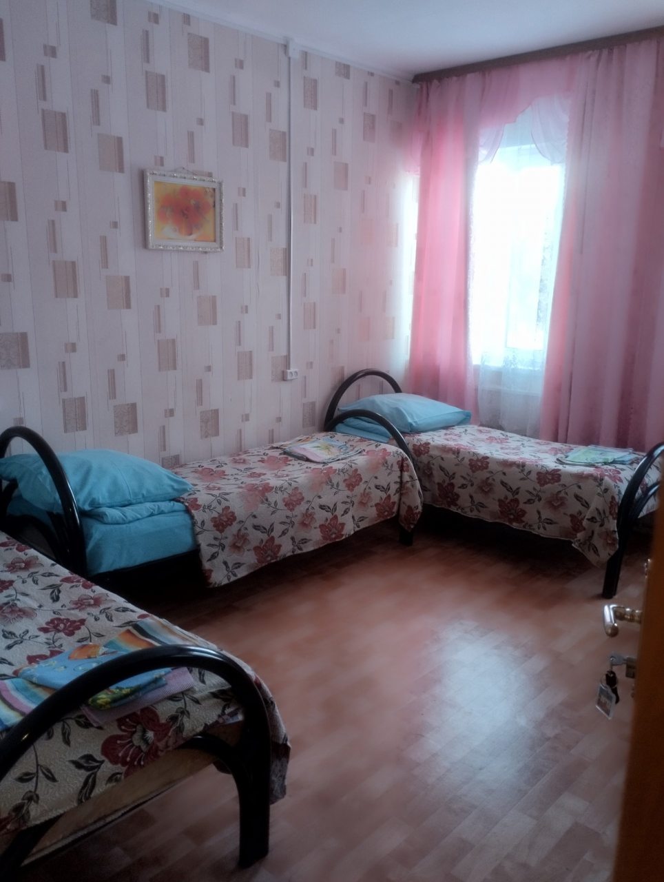 Трёхместный и более (Трехместный номер эконом класса №12), Гостевой дом Луманская Заводь