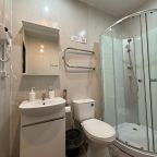 просторный и стильный номер с дополнительными удобствами