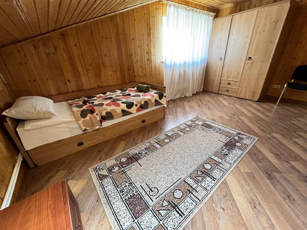 Коттедж с камином