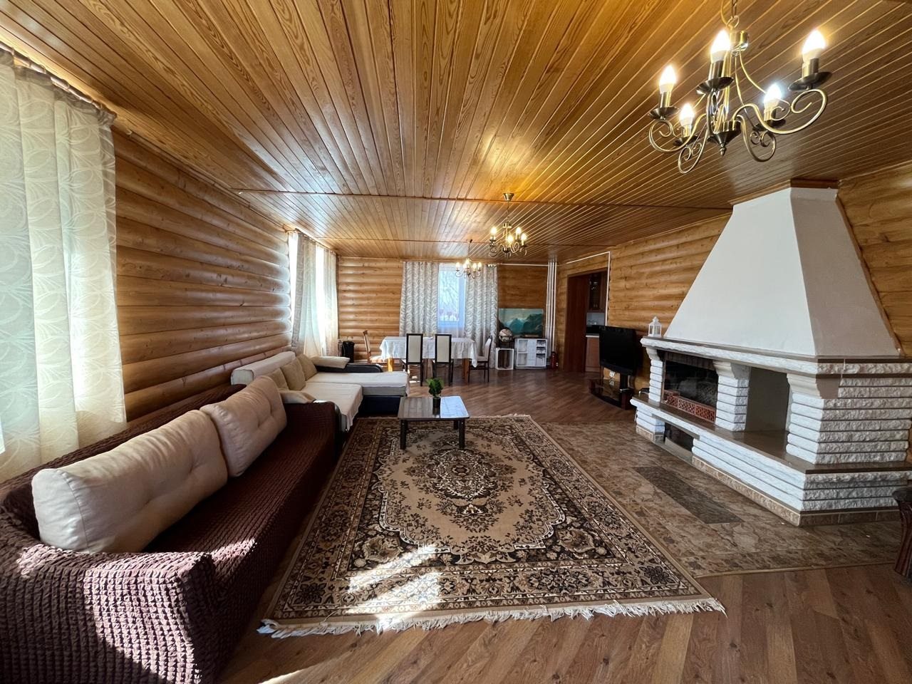 Коттедж с камином