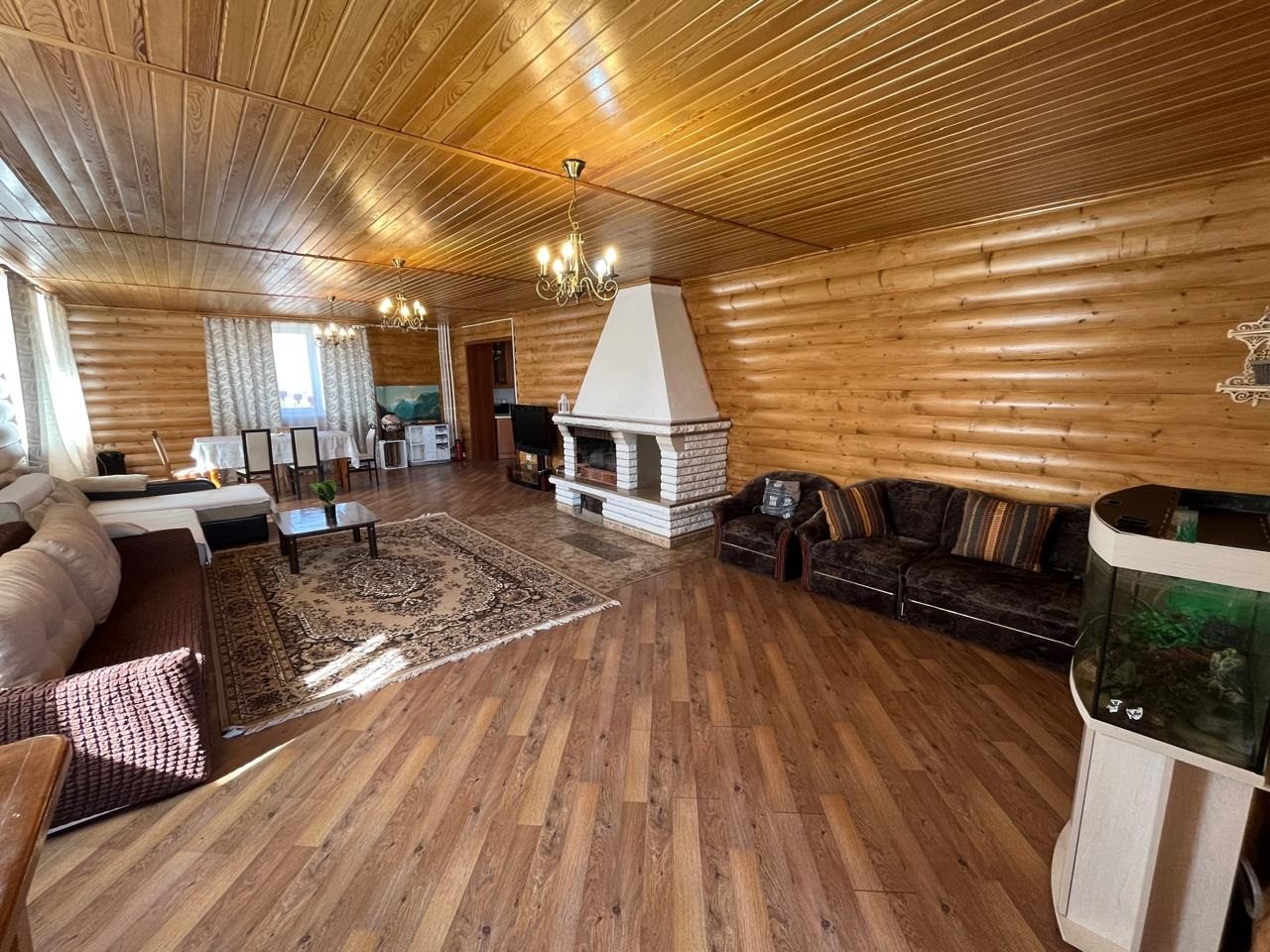 Коттедж с камином