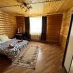 Коттедж с камином