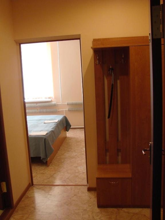 Двухместный (Двухместный номер с 1 кроватью и собственной ванной комнатой) гостинично-оздоровительного комплекса Золотая Рыбка, Вятские Поляны