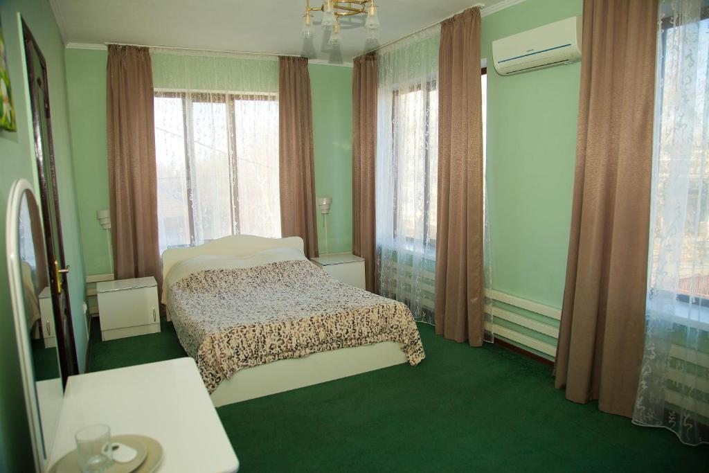 Двухместный (Бюджетный двухместный номер с 1 кроватью) отеля Смирновых, Павловская