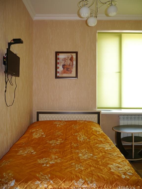 Двухместный (Улучшенный двухместный номер с 1 кроватью и гидромассажной ванной) отеля 858 км, Миллерово