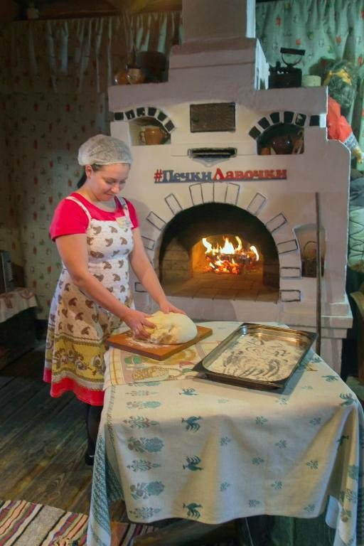 Печки лавочки беларусь последние. Печки-лавочки Борисовское. Печки лавочки печи. Печи с лавочками. Печки лавочки печка для дачи.