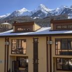 Парковка на территории, Гостевой комплекс Mountain Villas