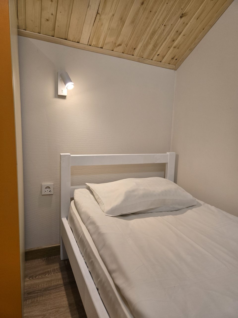 Четырехместный (Кровать в общем номере для женщин), Хостел Белый Тополь