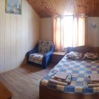 Номер трехместный со всеми удобствами на 4м мансардном этаже