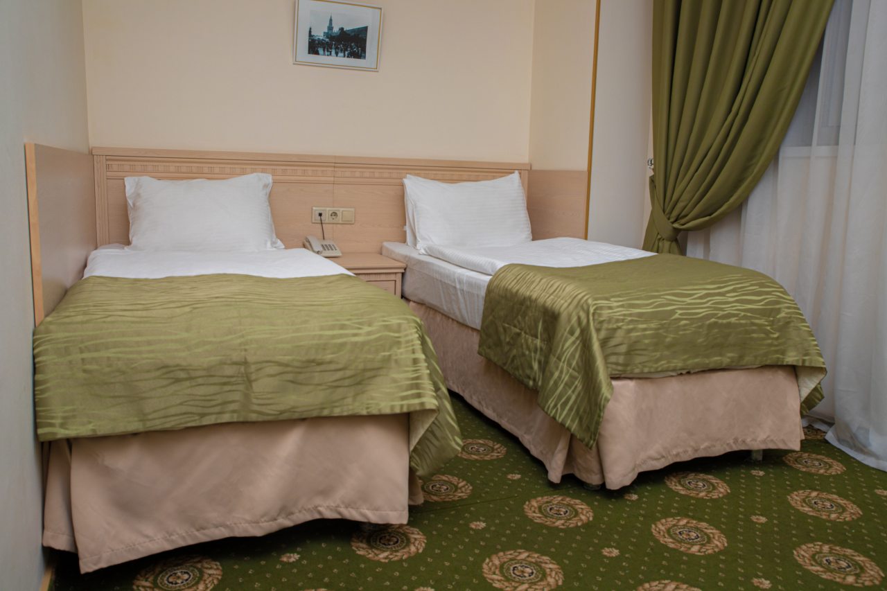 Двухместный (Две кровати или одна общая) отеля Старосадский, Москва