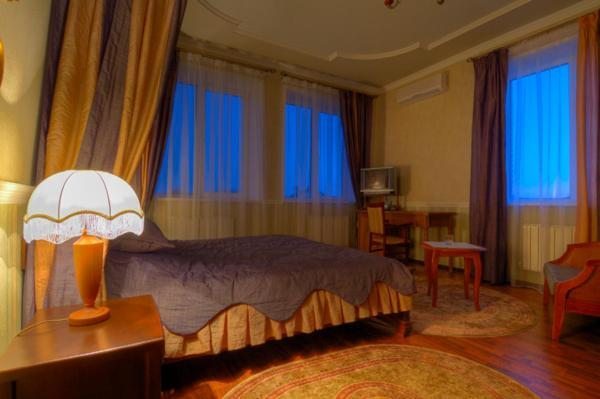 Сьюит (Улучшенный двухместный номер с 1 кроватью) гостевого дома Зорянка, Оренбург