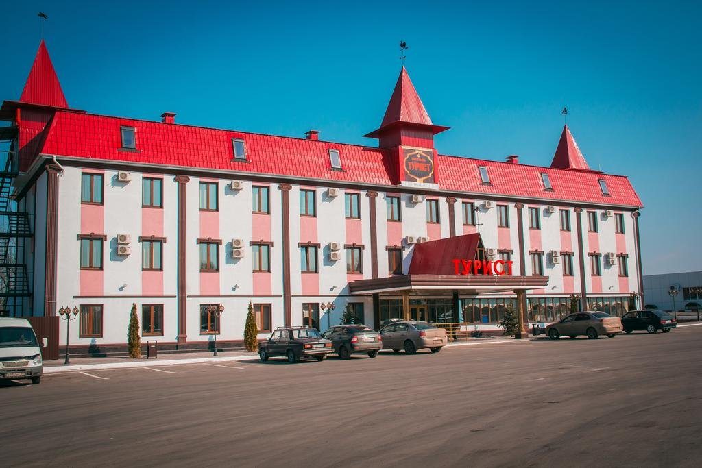 Здание отеля Турист, Саратов. Отель Турист
