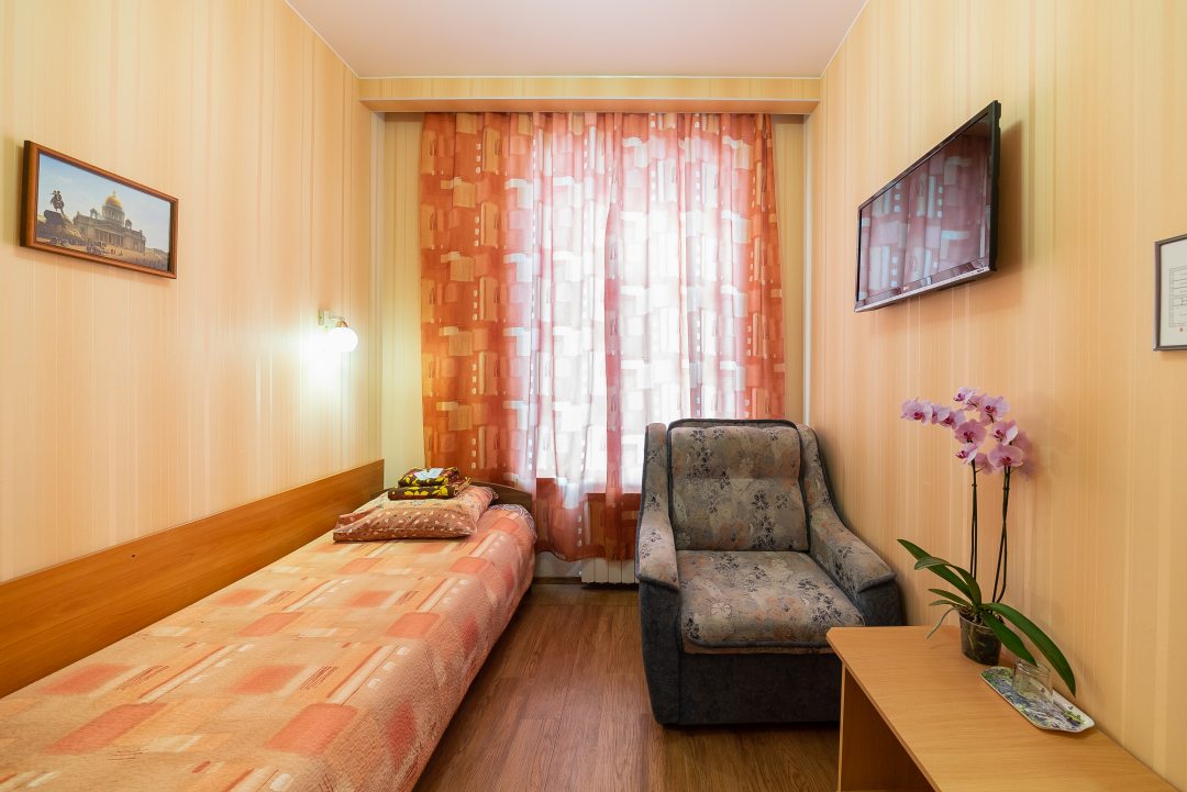 Одноместный (Одноместный эконом с общим душем и туалетом) гостиницы Эспланада, Санкт-Петербург