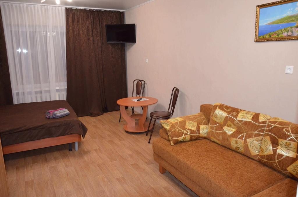 Семейный (Cемейный номер с отдельной ванной комнатой) отеля 5 комнат, Михайловка, Волгоградская область