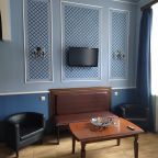 De Luxe (Лакшери), Меблированные комнаты МК Классик