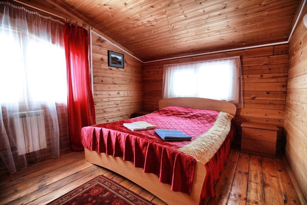 Двухместный (Двухместный номер эконом-класса с 1 кроватью или 2 отдельными кроватями) гостевого дома Байкал, Хужир