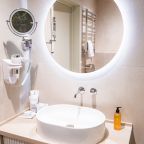 De Luxe (С панорамным видом и балконом), Курортный отель Дом у моря