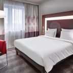 Двухместный (Улучшенный двухместный номер с 1 кроватью), Отель Novotel