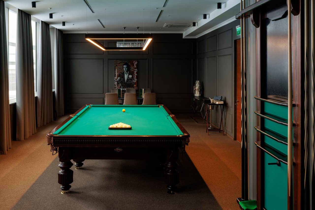 Бильярдная, Отель Novotel Москва Киевская