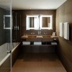 Сюит (Номер Люкс - с двуспальной кроватью), Отель Novotel Москва Киевская