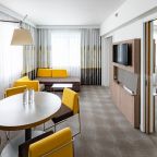 Сюит (Номер Люкс - с двуспальной кроватью), Отель Novotel Москва Киевская