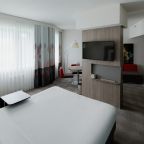 Номер с гостиной в «Novotel Москва Киевская»