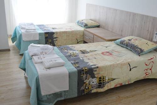 Двухместный (Бюджетный номер с 2 раздельными кроватями) отеля Nohcho-Star, Грозный
