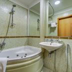 Семейный (Комната для 4 чел. с ванной), Гостевой дом Поликофф