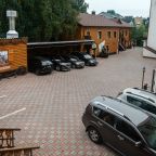 Парковка предоставляется при наличии свободных мест, Хостел Аполло