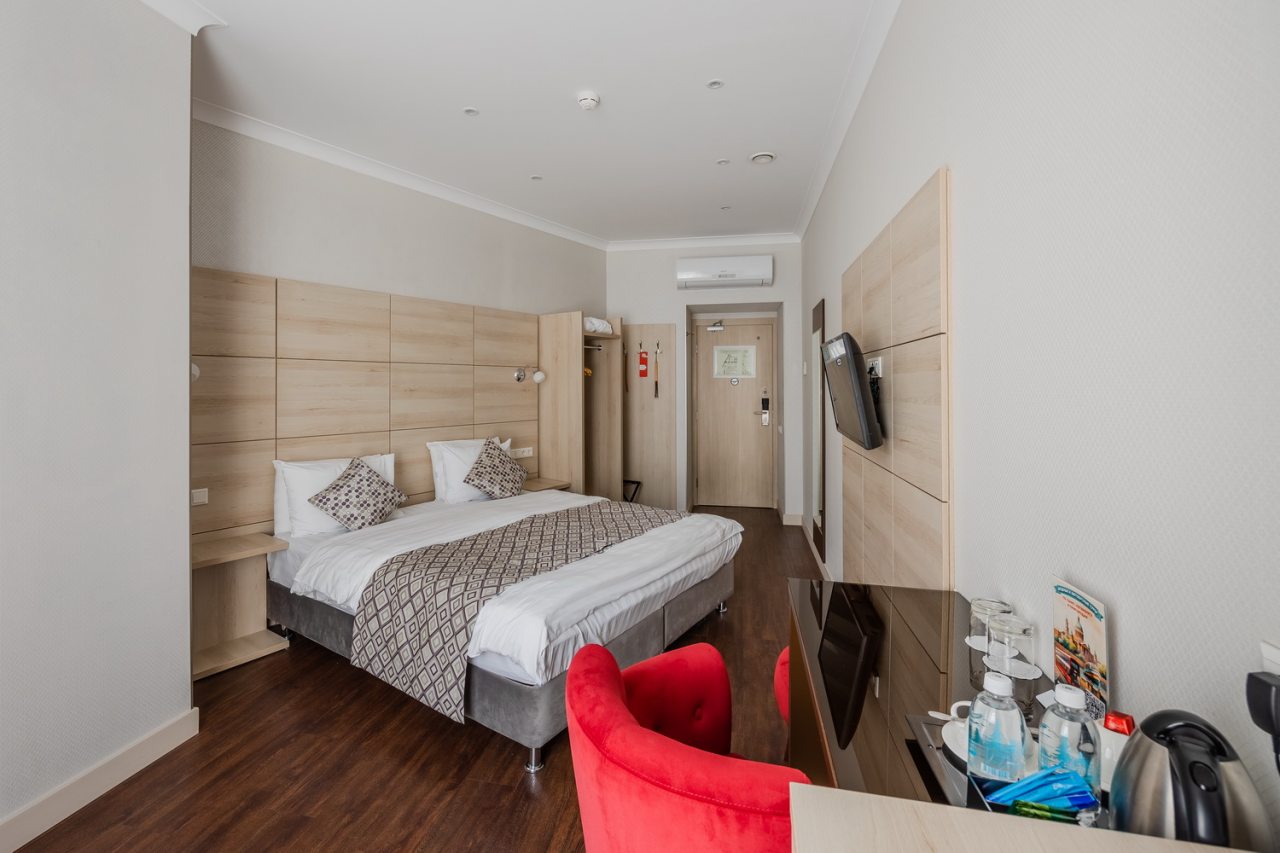 Меблированные комнаты Невский берег 122, Санкт-Петербург