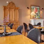 Видовая гостиная с камином