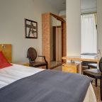 Классический номер 5 с видом на Невский проспект