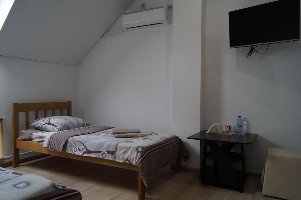 Четырехместный (Стандартный четырехместный номер), Гостиница LUX