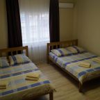 Четырехместный (Стандартный четырехместный номер), Гостиница LUX