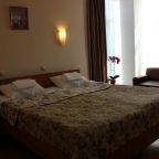 Номер с двуспальной кроватью в гостинице Академическая, Калининград