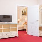 Двухместный (Стандарт ПК двухкомнатный с лечением), Санаторий Южное Взморье