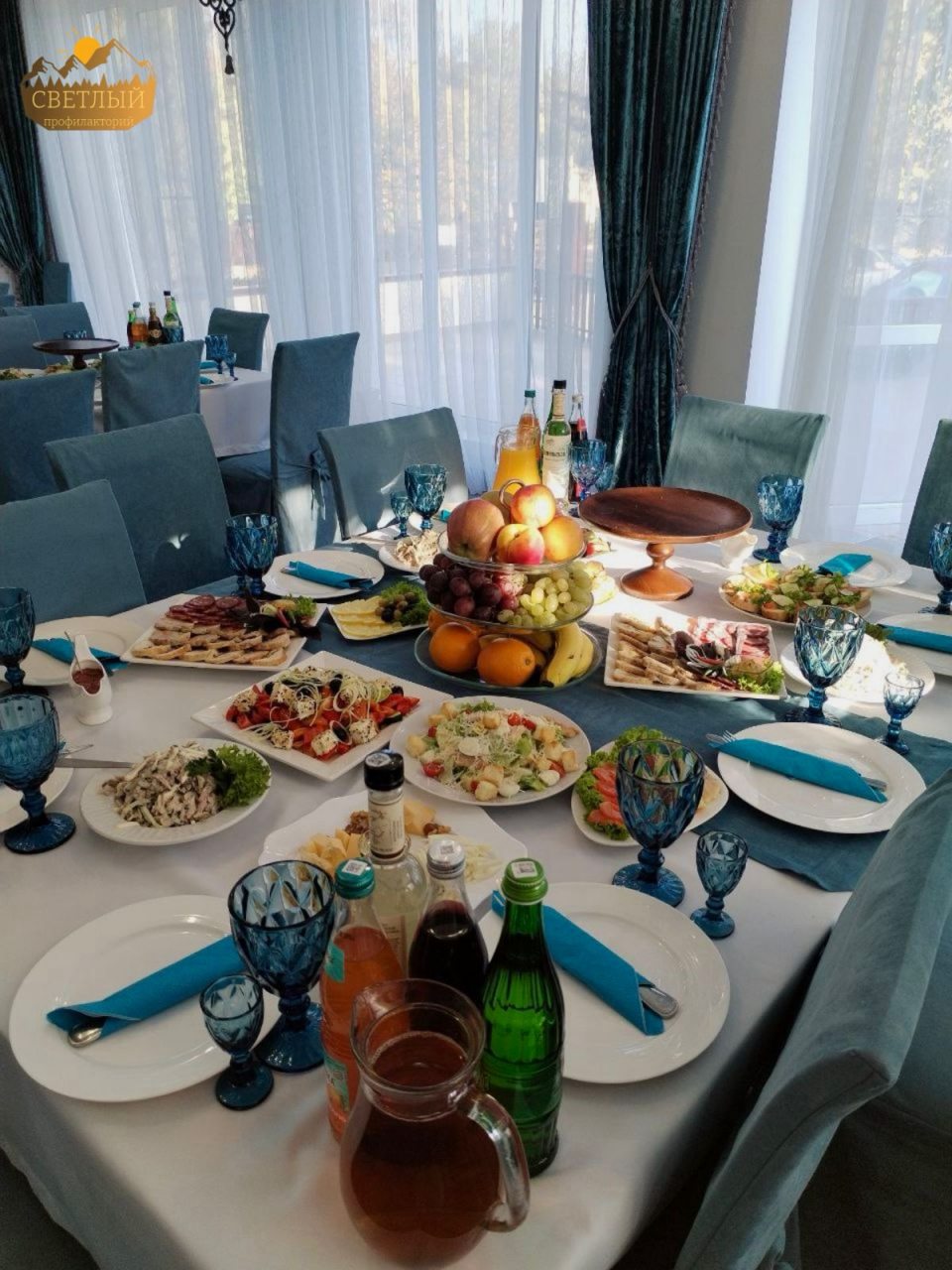 Приглашаем отметить любое мероприятие в банкетном зале