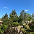 Сад, Гостиница Светлый