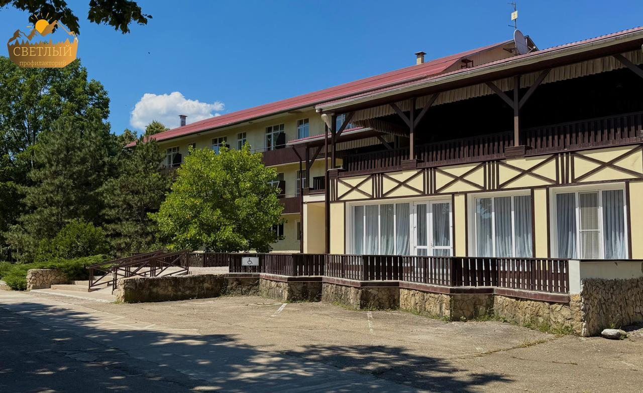 Гостиница Светлый, Апшеронск