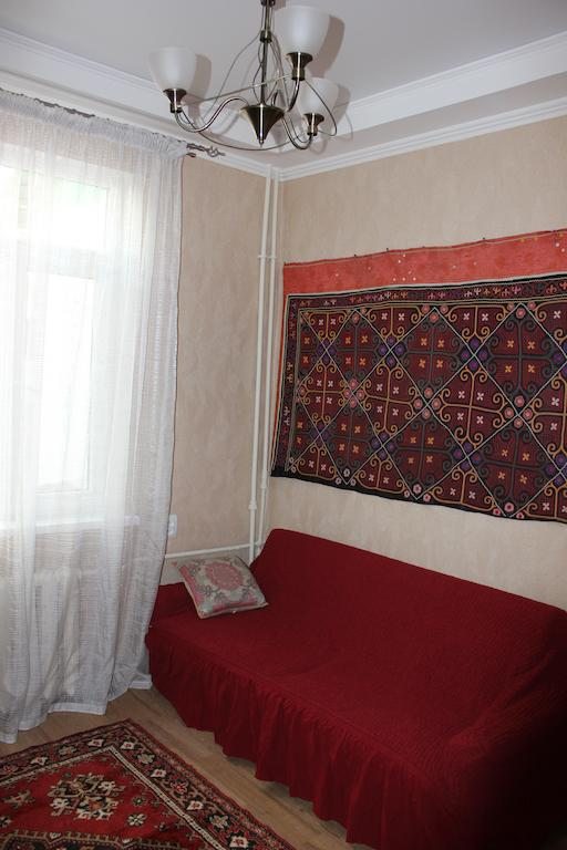Двухместный (Бюджетный двухместный номер с 2 отдельными кроватями) хостела Алматы Центральный
