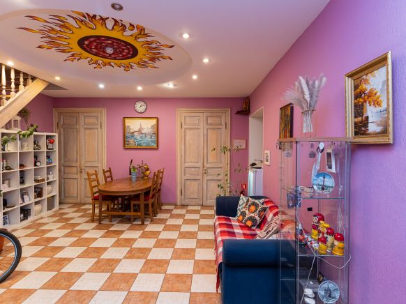 Гостевые комнаты и апартаменты Пио на Моховой