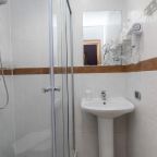 Двухместный (Scario), Гостевые комнаты и апартаменты Пио на Моховой