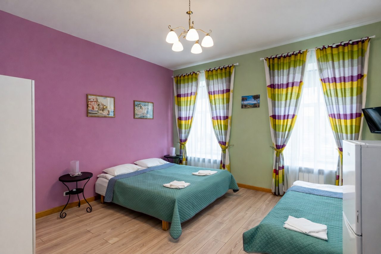 Четырехместный (Capri - Sorrento), Гостевые комнаты и апартаменты Пио на Моховой