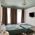 Четырехместный (С собственной мини-кухней (Firenzi)), Гостевые комнаты и апартаменты Пио на Моховой