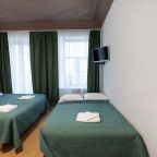 Четырехместный (Улучшенный комфорт с балконом), Гостевые комнаты и апартаменты Пио на Моховой