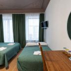 Четырехместный (Улучшенный комфорт с балконом), Гостевые комнаты и апартаменты Пио на Моховой